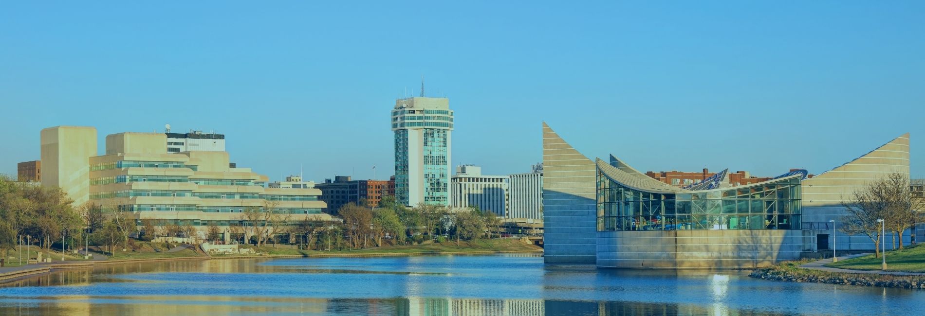 5 Hotels with Park Stay Fly Packages Near ICT Airport