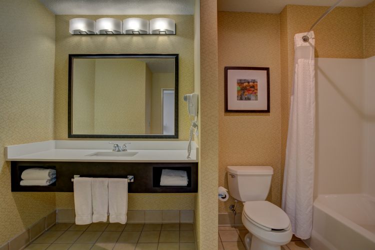 Holiday Inn Milwaukee Airport, an IHG Hotel , WI 53207 near General Mitchell International Airport View Point 5