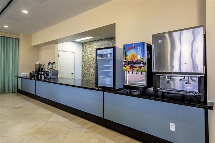 Hotel Dello Fort Lauderdale Airport, Tapestry Collection by Hilton , FL 33004 near Fort Lauderdale-hollywood International Airport View Point 22