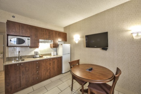Radisson Hotel Montreal Airport , QC H4T1E3 near Montreal-Pierre Elliott Trudeau Int. Airport View Point 29
