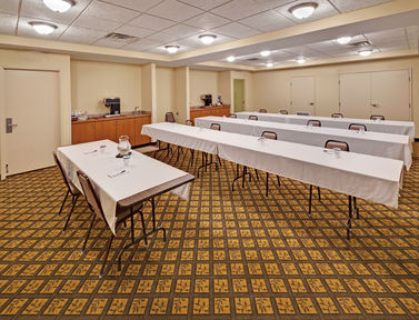 Candlewood Suites Omaha Airport, an IHG Hotel , NE 68110 near Eppley Airfield View Point 7