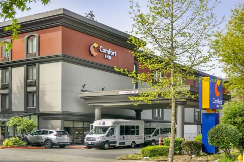 Comfort Inn And Suites Sea Tac Airport