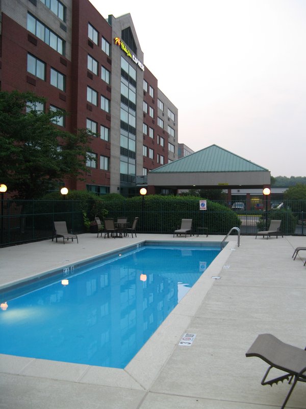 Elimwood Hotel STL Riverport , MO 63043 near Lambert-saint Louis International Airport View Point 5