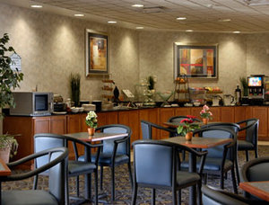 Holiday Inn El Paso Airport , TX 79925 near El Paso International Airport View Point 5