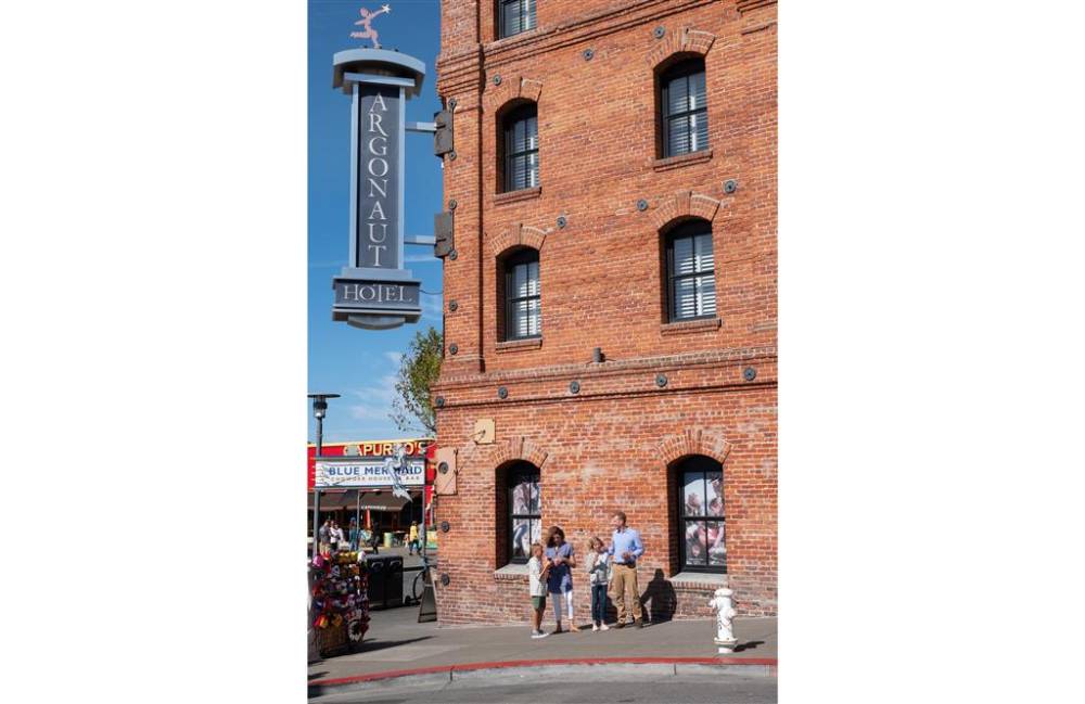 Argonaut Hotel 5
