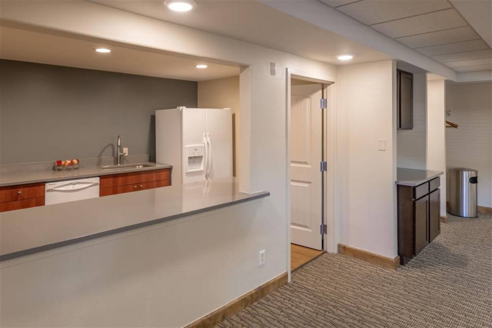 Best Western Plus Clocktower Inn 5