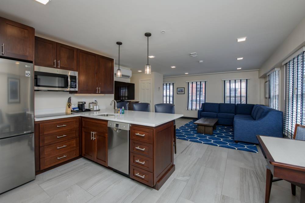 Bristol Harbor Inn 5