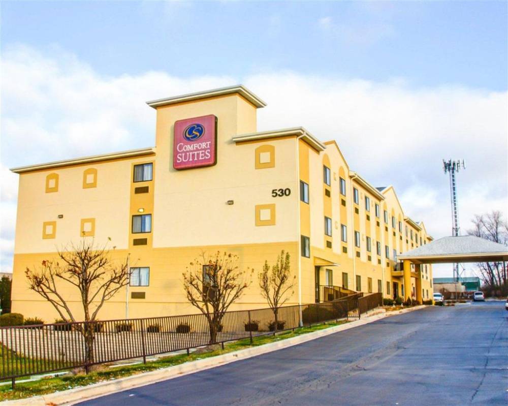 Comfort Suites Lombard - Addison
