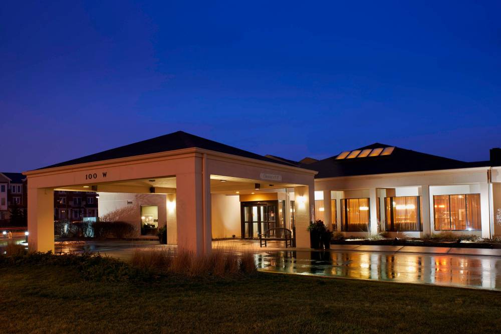 Courtyard By Marriott Chicago Arlington Heights South