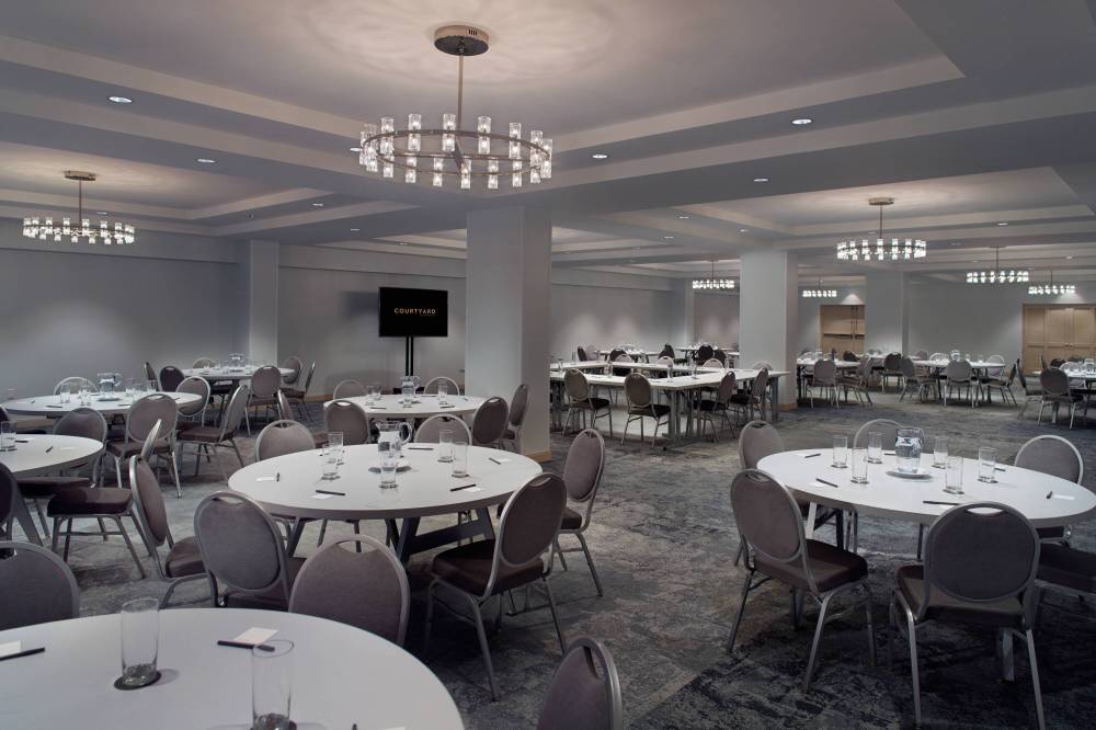 Courtyard By Marriott Miami Coconut Grove 8