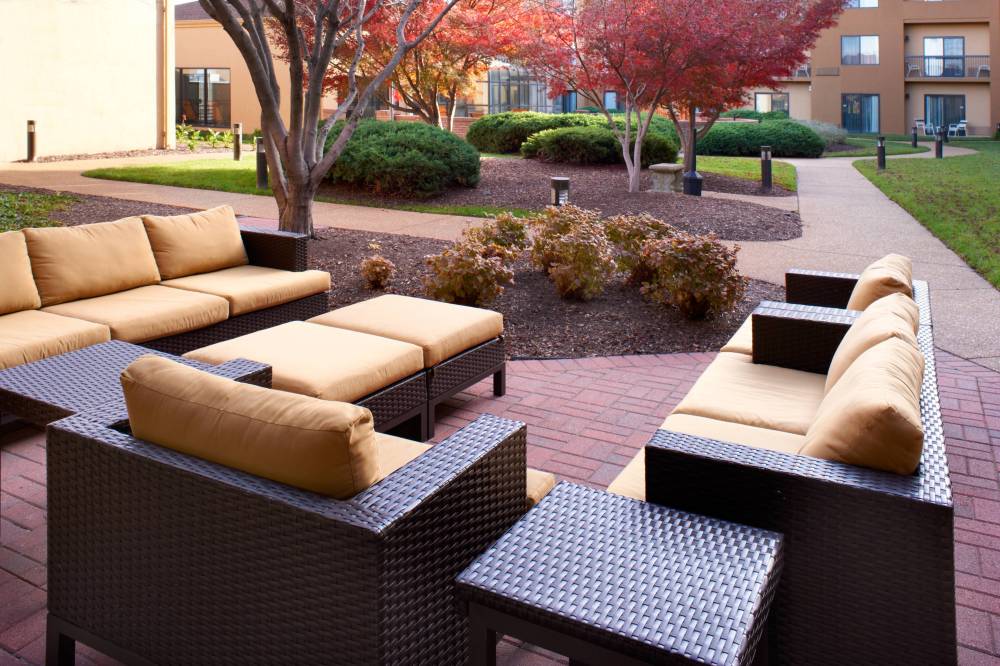 Courtyard By Marriott St Louis Downtown West 3