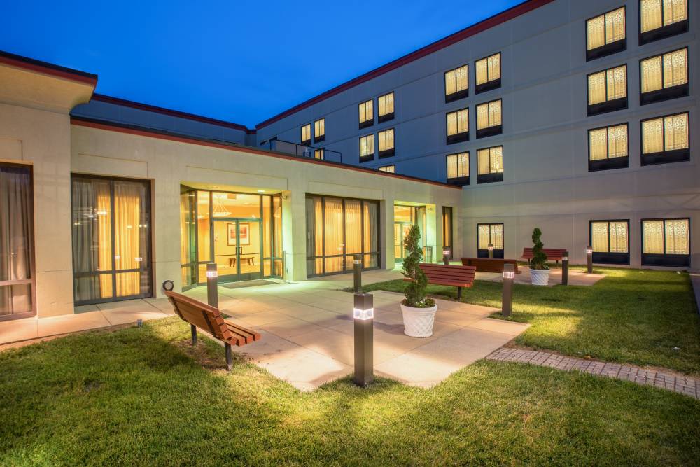 Crowne Plaza Herndon