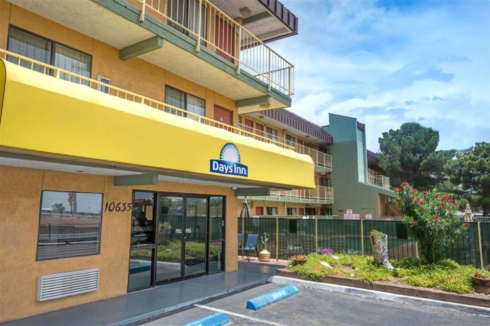 Days Inn By Wyndham El Paso Airport East