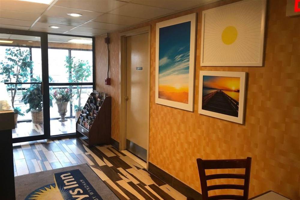 Days Inn By Wyndham Jersey City / Nyc Area