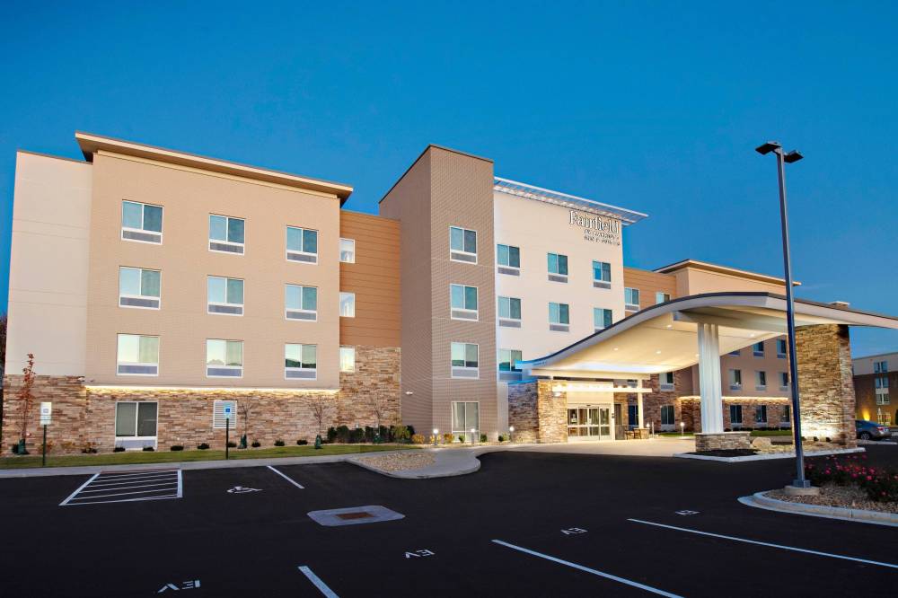 Fairfield By Marriott Inn And Suites Dayton North