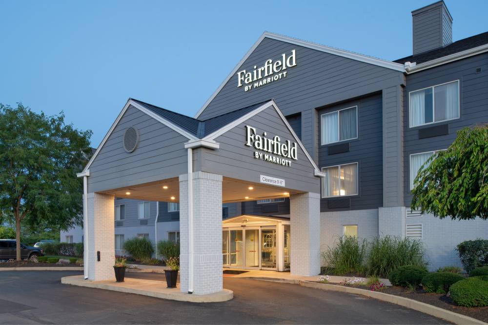 Fairfield Inn And Suites By Marriott Dayton Troy