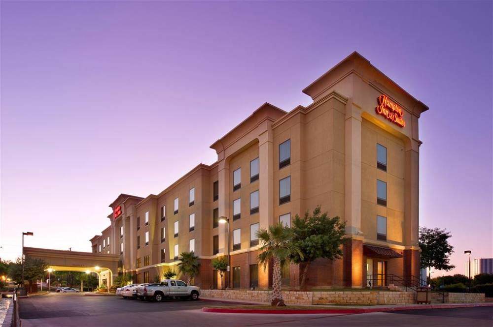 Hampton Inn & Suites San Antonio Airport, Tx