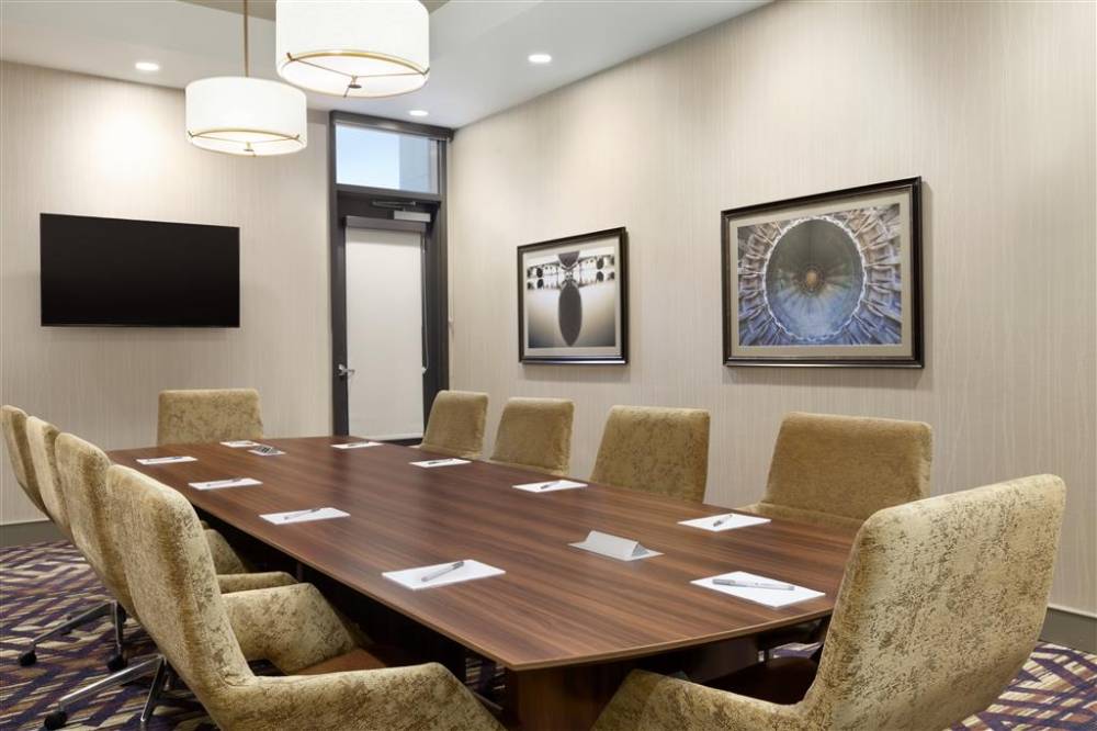 Hampton Inn & Suites Seattle/renton 2