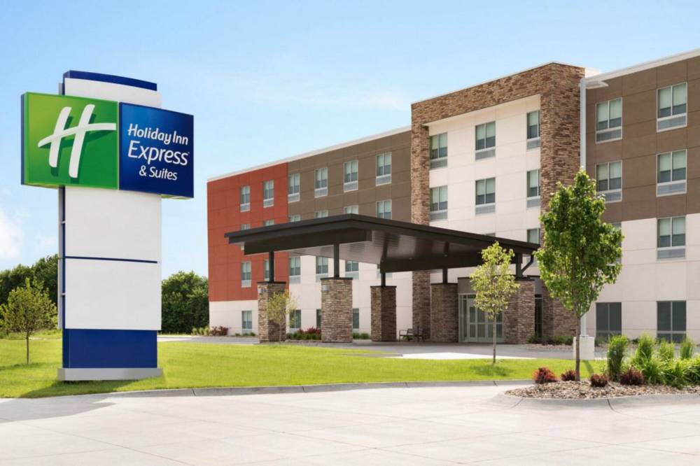 Holiday Inn Exp Stes Miramar