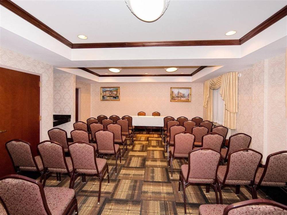 Quality Suites Nyc Gateway