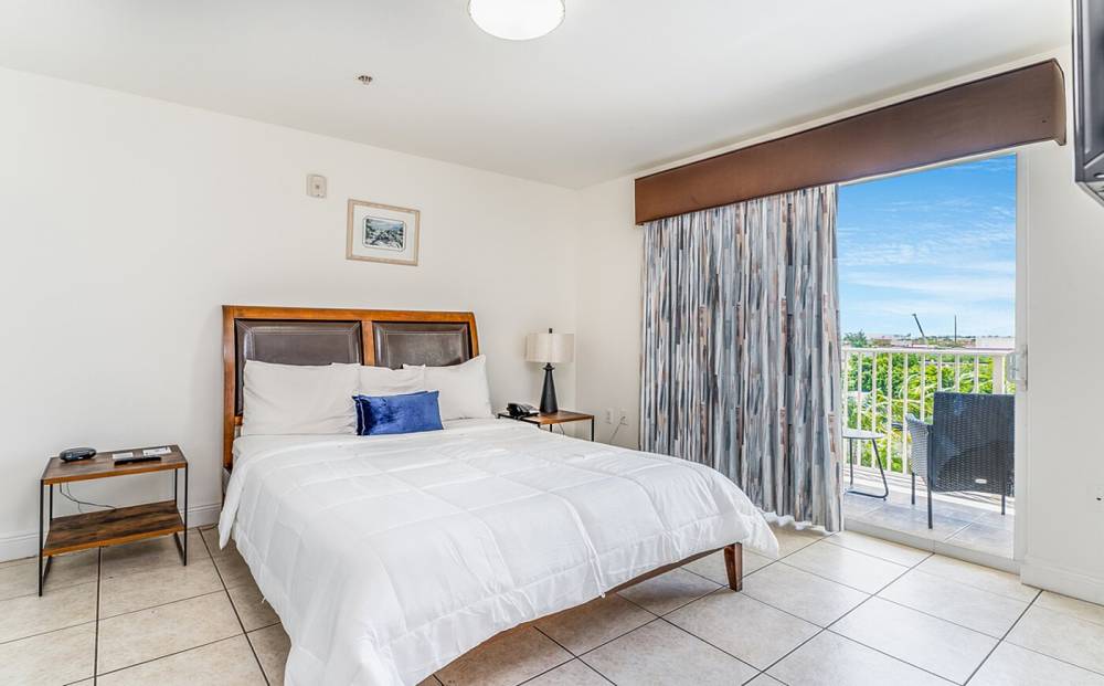 South River Suites Hotel 8