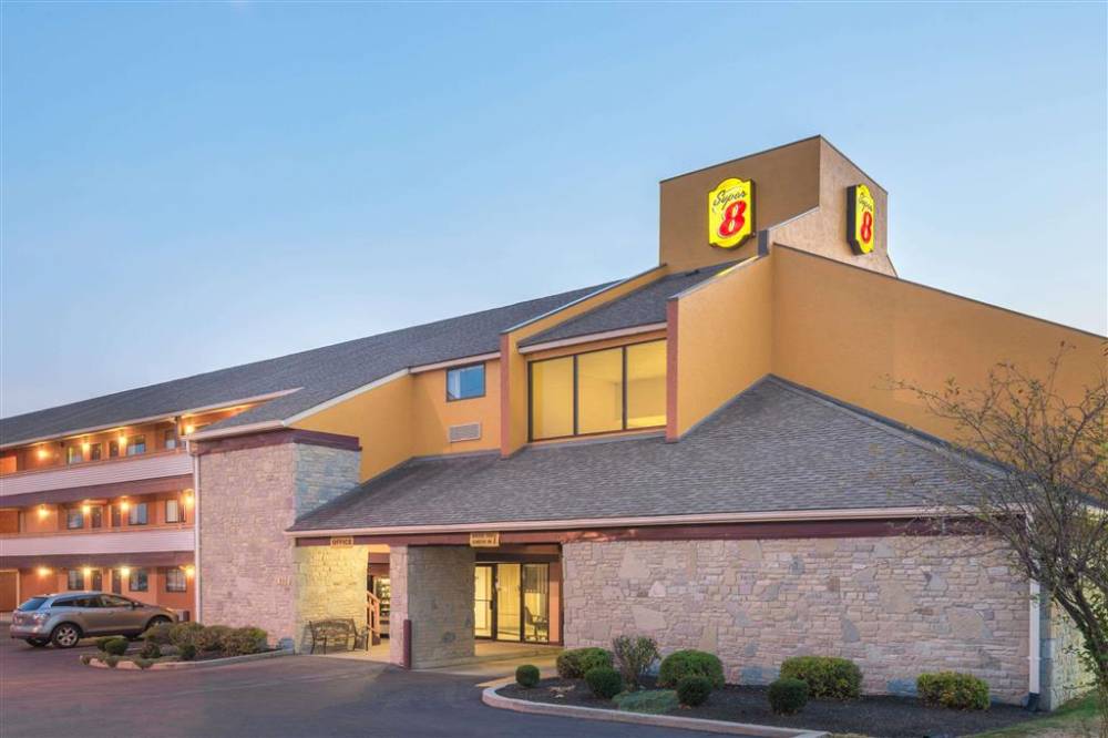 Super 8 By Wyndham Vandalia/dayton International Airport
